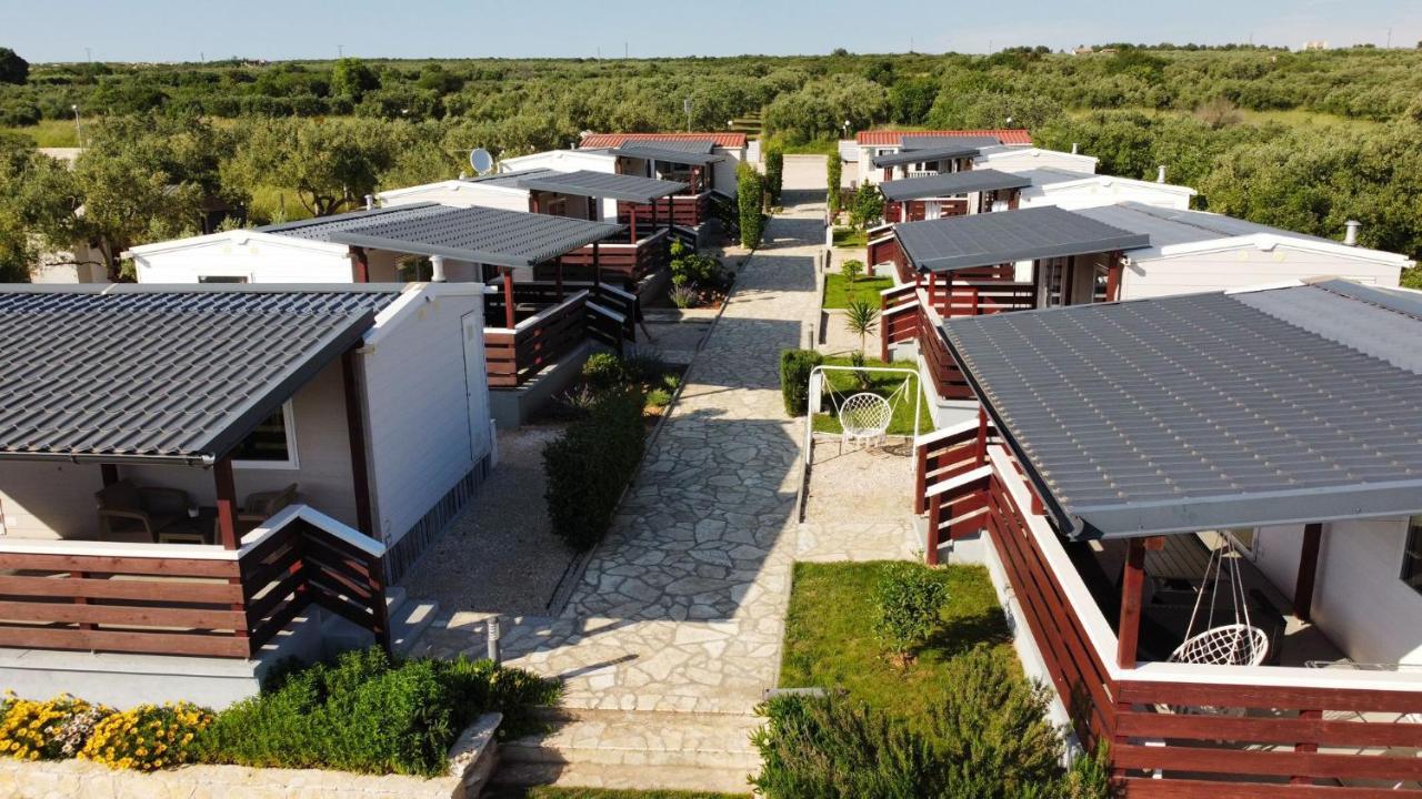 Mobile Homes Kamp Maslina, Biograd Na Moru Buitenkant foto